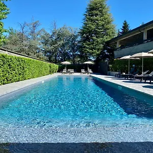 Living Milano 4*, Корнаредо Италия