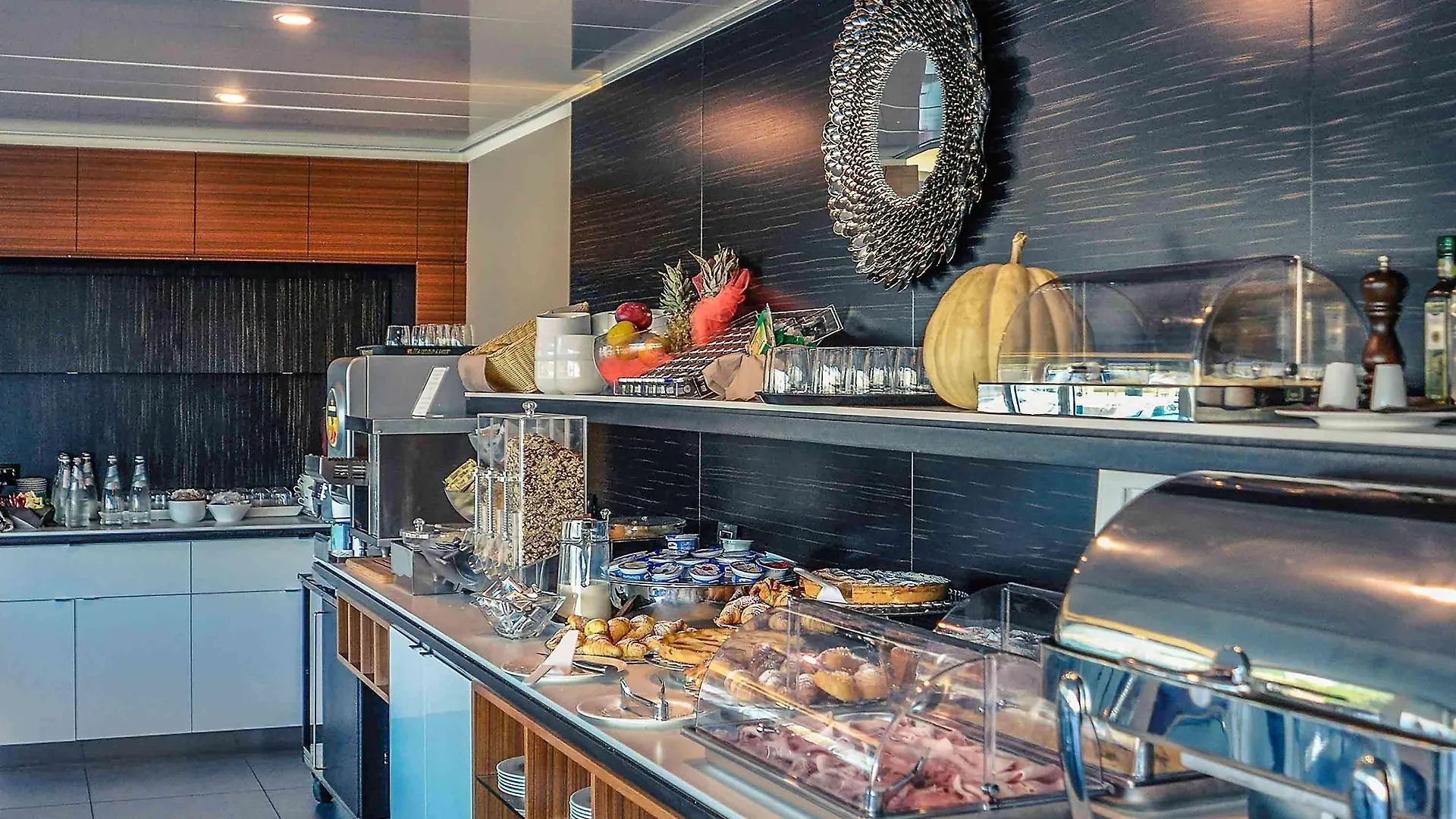 Hotel Виареджо 4*,