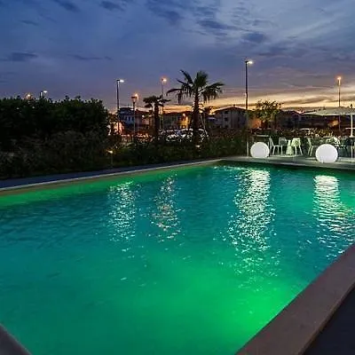 Hotel Виареджо